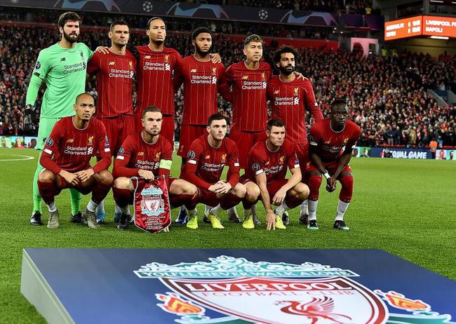 球员表情管理失控太搞笑（球员表情失控，笑翻全场）