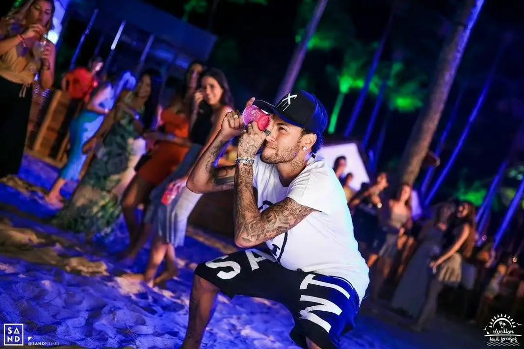 他们说（他们的声音）