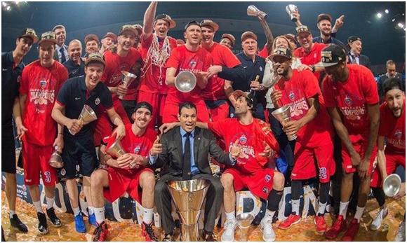 荷甲半场：罗兹破门，拉姆斯失良机，特温特客场1-0费耶诺德（荷甲半场战报：罗兹建功、拉姆斯失机，特温特客场1比0领先费耶诺德）