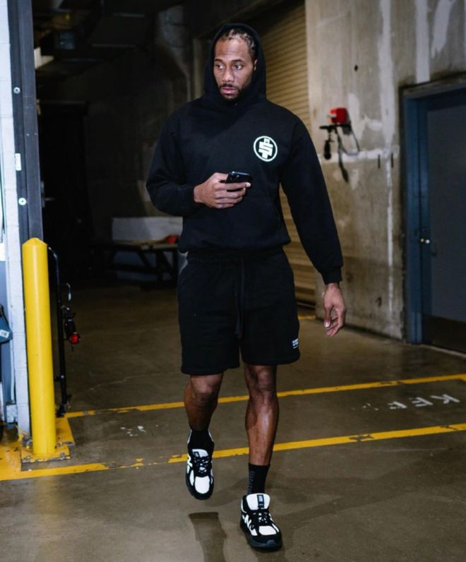 能否说明问题？74611人现场观看英格兰女足vs中国女足热身赛（74611人到场观看英格兰女足对中国女足热身赛，这一数字说明了什么？）